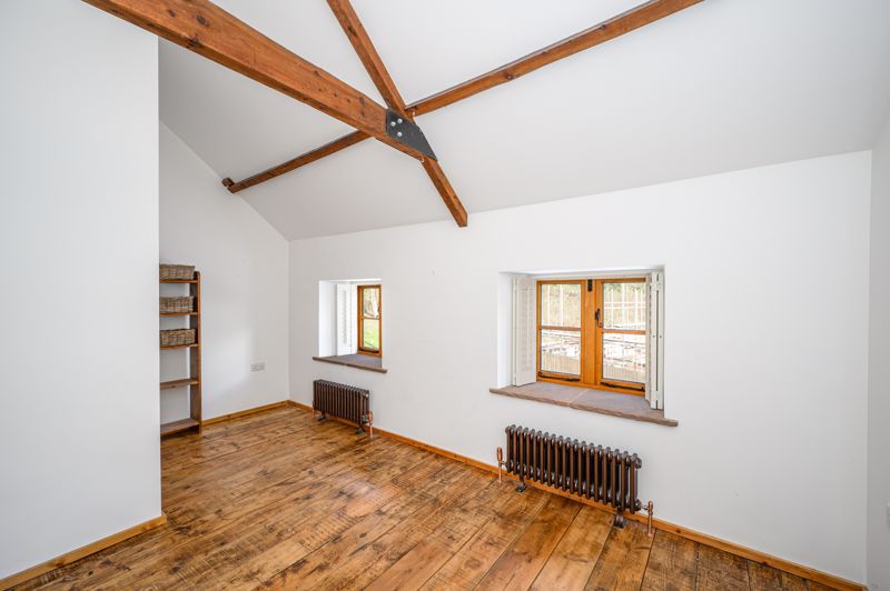 Bedroom- click for photo gallery